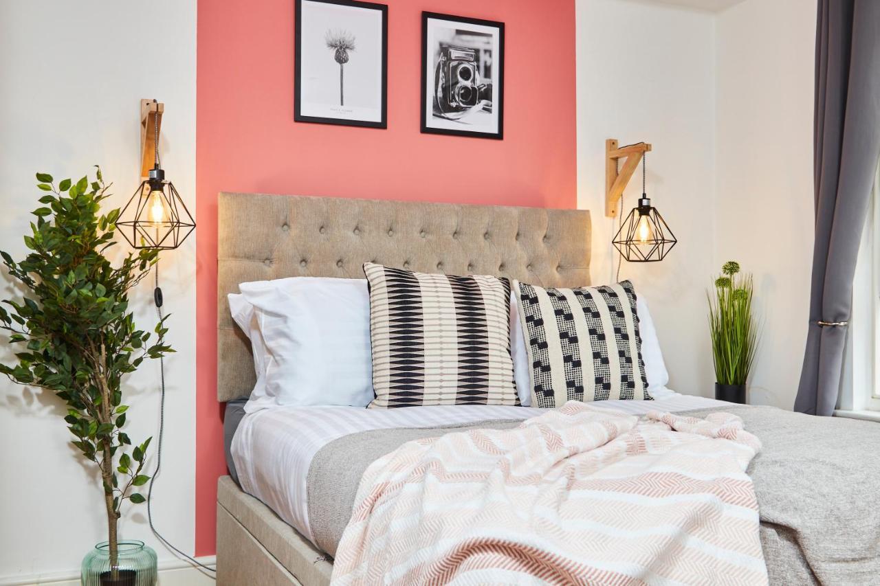 Stunning City Centre 3 Bed, 3 Bath - Sleeps 8! Apartment Leeds  Exterior photo